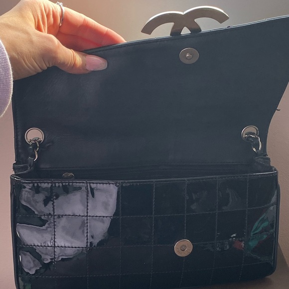 *RARE* Black SquareStitch Patent Leather Chanel - Picture 2 of 8